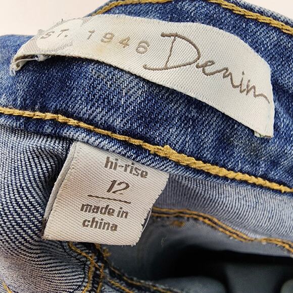 Cato Chewed Hem Flare Jeans Size 12 32" Blue Medium Wash High Waist Stretch - Picture 13 of 15